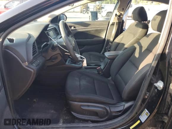 2019 Hyundai Elantra SE с VIN KMHD74LF6KU779237, выставлен на аукционе Copart как лот 81107295 с пробегом 194 527 миль миль и Списание • Salvage title. История ставок и продаж доступна на DreamBid. Изображение 7.