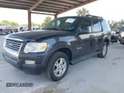✅ 2007 Ford Explorer XLT • VIN: 1FMEU63E97UB66066 • Lot: 41920036. Wystawiony na IAAI z przebiegiem 165 482 mil. Bezpłatny archiwum sprzedaży aukcyjnych z USA i szczegółowy raport historii pojazdu na DreamBid. Zdjęcie 2.