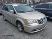 ✅ 2015 Chrysler Town & Country Touring • VIN: 2C4RC1BG6FR661903 • Лот: 41334058. Опубликован ранее на IAAI с пробегом 223 151 миль. Бесплатный доступ к архиву аукционных продаж из США и подробный отчёт об истории автомобиля на DreamBid. Изображение 1.