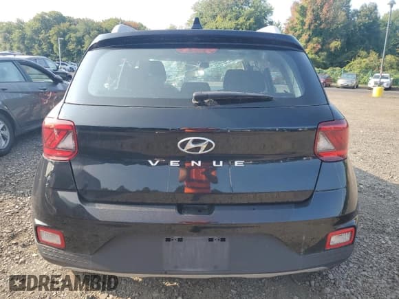 ✅ 2022 Hyundai Venue SEL • VIN: KMHRC8A33NU155790 • Lot: 71429414. Listed on Copart with 55,744 mi. Free auction sales archive from the USA and detailed vehicle history report at DreamBid. Image 6.