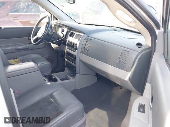 ✅ 2007 Dodge Durango Limited • VIN: 1D8HB58P37F546439 • Лот: 41253392. Опубликован ранее на IAAI с пробегом 225 184 миль. Бесплатный доступ к архиву аукционных продаж из США и подробный отчёт об истории автомобиля на DreamBid. Изображение 5.