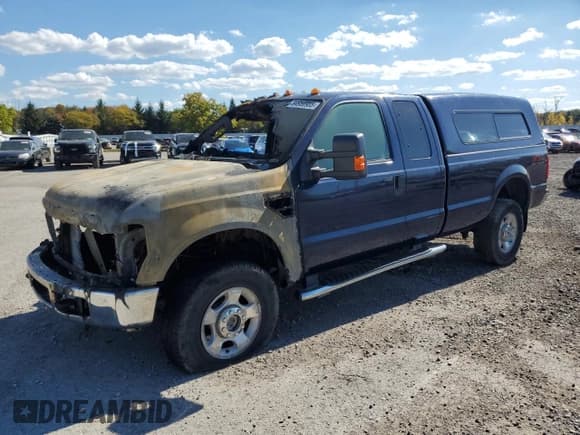 ✅ 2010 Ford F-350 XL • VIN: 1FTWX3BY6AEA59374 • Lot: 84959985. Listed on Copart with Not provided. Free auction sales archive from the USA and detailed vehicle history report at DreamBid. Image 1.