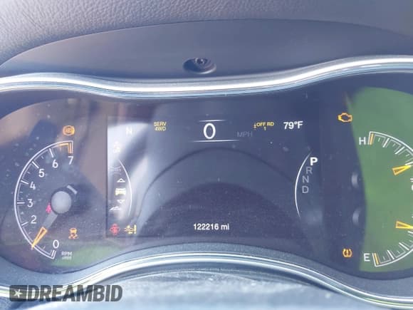 ✅ 2016 Jeep Grand Cherokee Overland • VIN: 1C4RJFCGXGC443961 • Lot: 42639434. Wystawiony na IAAI z przebiegiem 122 216 mil. Bezpłatny archiwum sprzedaży aukcyjnych z USA i szczegółowy raport historii pojazdu na DreamBid. Zdjęcie 16.