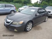 ✅ 2009 Acura RL Technology • VIN: JH4KB26649C000975 • Lot: 42936904. Wystawiony na IAAI z przebiegiem 247 913 mil. Bezpłatny archiwum sprzedaży aukcyjnych z USA i szczegółowy raport historii pojazdu na DreamBid. Zdjęcie 2.