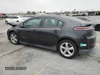 ✅ 2015 Chevrolet Volt • VIN: 1G1RC6E46FU135796 • Lot: 70375913. Wystawiony na Copart z przebiegiem 118 121 mil. Bezpłatny archiwum sprzedaży aukcyjnych z USA i szczegółowy raport historii pojazdu na DreamBid. Zdjęcie 2.