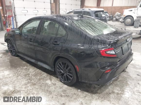 ✅ 2023 Subaru WRX Premium • VIN: JF1VBAF65P9816795 • Lot: 41558724. Wystawiony na IAAI z przebiegiem 11 472 mil. Bezpłatny archiwum sprzedaży aukcyjnych z USA i szczegółowy raport historii pojazdu na DreamBid. Zdjęcie 3.