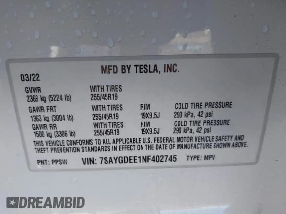 ✅ 2022 Tesla Model Y Long Range • VIN: 7SAYGDEE1NF402745 • Lot: 41493850. Wystawiony na IAAI z przebiegiem 11 222 mil. Bezpłatny archiwum sprzedaży aukcyjnych z USA i szczegółowy raport historii pojazdu na DreamBid. Zdjęcie 9.