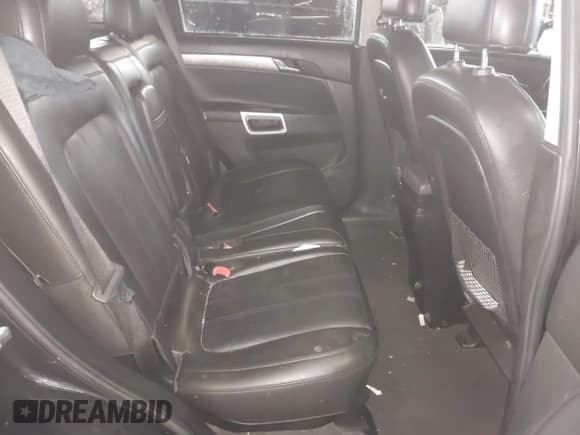 ✅ 2012 Chevrolet Captiva Sport LT • VIN: 3GNAL3E51CS615100 • Lot: 41859588. Wystawiony na IAAI z przebiegiem 129 397 mil. Bezpłatny archiwum sprzedaży aukcyjnych z USA i szczegółowy raport historii pojazdu na DreamBid. Zdjęcie 8.