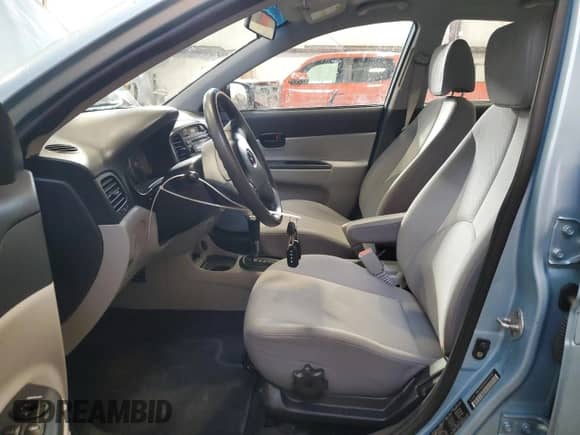 2010 Hyundai Accent GL с VIN KMHCN4BC8AU515167, выставлен на аукционе Copart как лот 78722324 с пробегом 203 446 миль миль и Списание • Salvage title. История ставок и продаж доступна на DreamBid. Изображение 7.