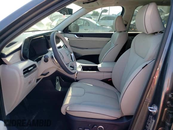 2025 Hyundai Palisade Calligraphy z VIN KM8R74GE8SU853166, wystawiony jako Copart lot #52891185 z przebiegiem 49 mil mil oraz Szkoda całkowita • Salvage title. Historia ofert i sprzedaży dostępna na DreamBid. Obrazek 7.