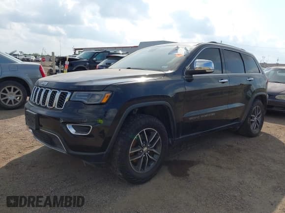 ✅ 2017 Jeep Grand Cherokee Limited • VIN: 1C4RJEBG3HC736176 • Lot: 43743018. Wystawiony na IAAI z przebiegiem 129 065 mil. Bezpłatny archiwum sprzedaży aukcyjnych z USA i szczegółowy raport historii pojazdu na DreamBid. Zdjęcie 17.