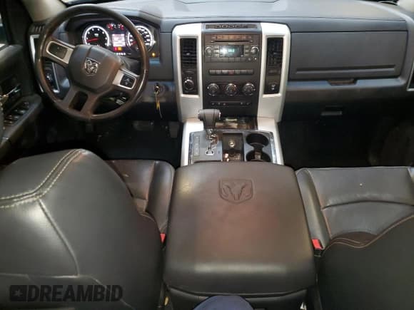 ✅ 2009 Dodge 1500 Sport • VIN: 1D3HV18T19S820203 • Lot: 49794804. Wystawiony na Copart z przebiegiem 155 951 mil. Bezpłatny archiwum sprzedaży aukcyjnych z USA i szczegółowy raport historii pojazdu na DreamBid. Zdjęcie 8.