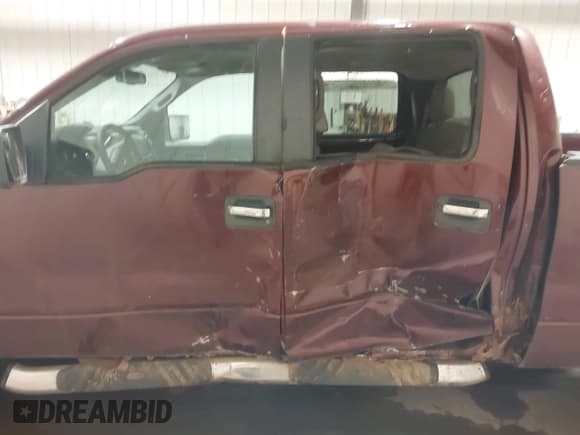 ✅ 2010 Ford F-150 XL • VIN: 1FTFW1EV1AKA59633 • Lot: 43691956. Listed on IAAI with 276,362 mi. Free auction sales archive from the USA and detailed vehicle history report at DreamBid. Image 14.