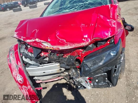 ✅ 2025 Toyota Camry LE • VIN: 4T1DBADK8SU004060 • Lot: 41891342. Listed on IAAI with 3,354 mi. Free auction sales archive from the USA and detailed vehicle history report at DreamBid. Image 6.