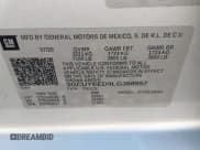 ✅ 2020 Chevrolet Silverado 1500 RST • VIN: 3GCUYEED9LG398957 • Lot: 43138680. Wystawiony na IAAI z przebiegiem Nie podano. Bezpłatny archiwum sprzedaży aukcyjnych z USA i szczegółowy raport historii pojazdu na DreamBid. Zdjęcie 9.