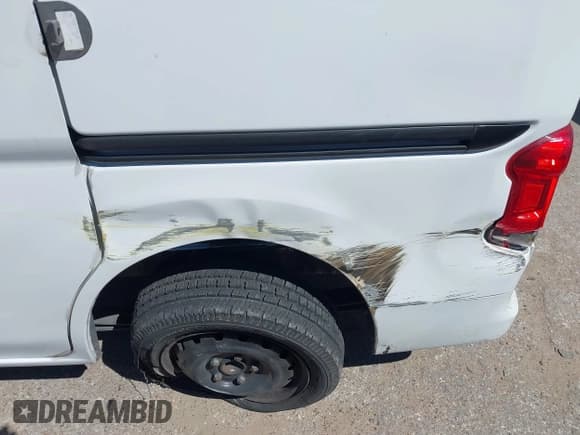 ✅ 2018 Nissan NV200 S • VIN: 3N6CM0KN2JK691517 • Lot: 41836172. Listed on IAAI with 141,188 mi. Free auction sales archive from the USA and detailed vehicle history report at DreamBid. Image 17.