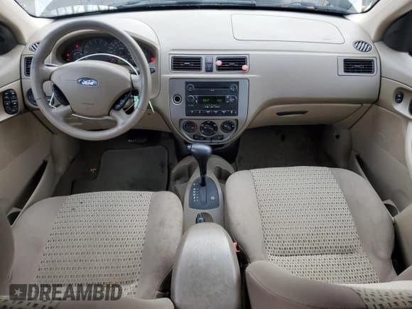 ✅ 2007 Ford Focus S • VIN: 1FAHP34N07W188134 • Lot: 89689115. Wystawiony na Copart z przebiegiem 216 431 mil. Bezpłatny archiwum sprzedaży aukcyjnych z USA i szczegółowy raport historii pojazdu na DreamBid. Zdjęcie 8.