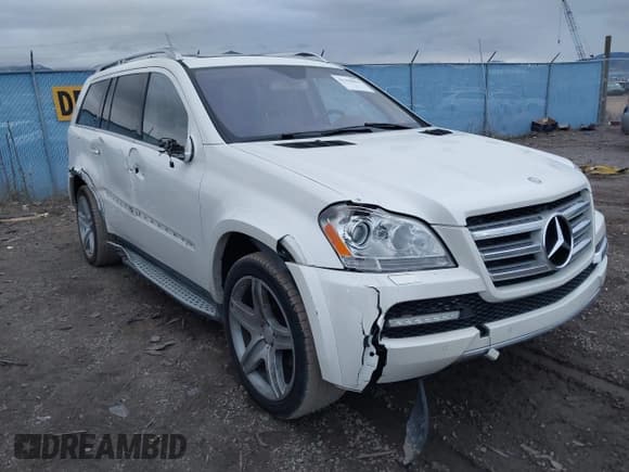 ✅ 2012 Mercedes-Benz GL 550 • VIN: 4JGBF8GE5CA766338 • Lot: 41158629. Listed on IAAI with 162,475 mi. Free auction sales archive from the USA and detailed vehicle history report at DreamBid. Image 6.