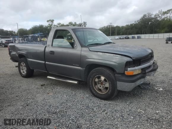 ✅ 2002 Chevrolet Silverado 1500 • VIN: 1GCEC14WX2Z166252 • Лот: 70298844. Опубликован ранее на Copart с пробегом Не указан. Бесплатный доступ к архиву аукционных продаж из США и подробный отчёт об истории автомобиля на DreamBid. Изображение 4.