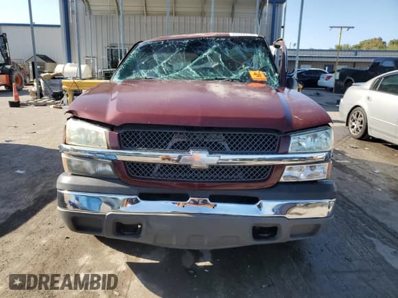 ✅ 2003 Chevrolet Silverado 1500 LS • VIN: 1GCEC19V03Z167055 • Лот: 71572794. Опубликован ранее на Copart с пробегом Не указан. Бесплатный доступ к архиву аукционных продаж из США и подробный отчёт об истории автомобиля на DreamBid. Изображение 5.