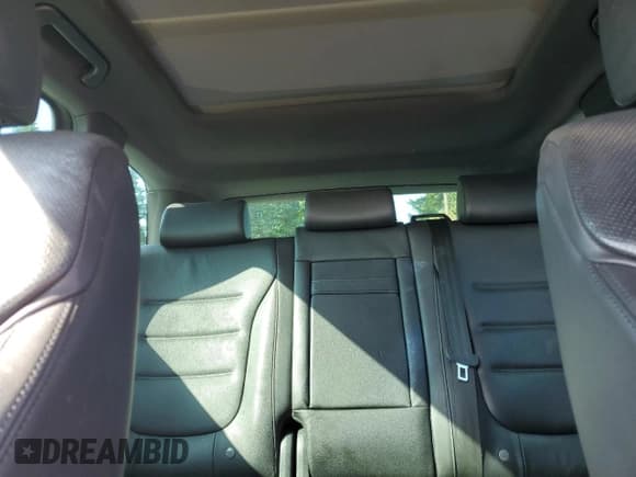 ✅ 2017 Volkswagen Touareg Wolfsburg Edition • VIN: WVGRF7BP9HD002922 • Lot: 81529665. Listed on Copart with 48,104 mi. Free auction sales archive from the USA and detailed vehicle history report at DreamBid. Image 10.