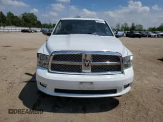 ✅ 2010 Dodge 1500 SLT • VIN: 1D7RV1CTXAS165523 • Lot: 56001795. Wystawiony na Copart z przebiegiem 154 404 mil. Bezpłatny archiwum sprzedaży aukcyjnych z USA i szczegółowy raport historii pojazdu na DreamBid. Zdjęcie 5.