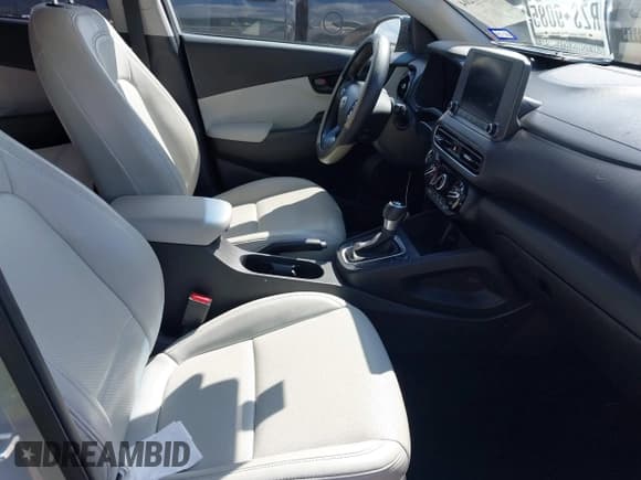 ✅ 2022 Hyundai Kona SEL • VIN: KM8K62AB9NU820429 • Lot: 43267204. Listed on IAAI with 79,824 mi. Free auction sales archive from the USA and detailed vehicle history report at DreamBid. Image 5.