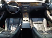 ✅ 2003 Jaguar S-Type • VIN: SAJEA01U73HM89587 • Lot: 45712745. Wystawiony na Copart z przebiegiem 45 916 mil. Bezpłatny archiwum sprzedaży aukcyjnych z USA i szczegółowy raport historii pojazdu na DreamBid. Zdjęcie 8.