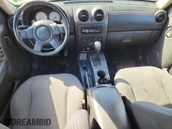✅ 2002 Jeep Liberty Sport • VIN: 1J4GK48K52W260667 • Lot: 92896315. Listed on Copart with 145,066 mi. Free auction sales archive from the USA and detailed vehicle history report at DreamBid. Image 8.