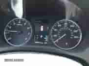 2017 Mitsubishi Outlander ES z VIN JA4AD2A35HZ019612, wystawiony jako IAAI lot #43151459 z przebiegiem 60 567 mil mil oraz . Historia ofert i sprzedaży dostępna na DreamBid. Obrazek 7.