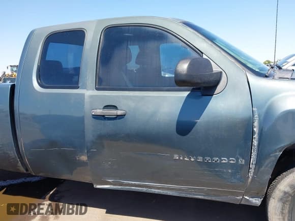 ✅ 2007 Chevrolet Silverado 1500 Work Truck • VIN: 1GCEC19X07Z652318 • Lot: 42432239. Listed on IAAI with 264,940 mi. Free auction sales archive from the USA and detailed vehicle history report at DreamBid. Image 13.