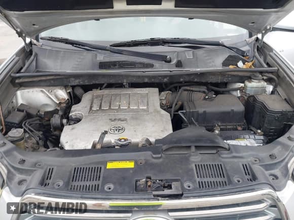 ✅ 2008 Toyota Highlander Sport • VIN: JTEES43A782057237 • Lot: 43888057. Listed on IAAI with 214,901 mi. Free auction sales archive from the USA and detailed vehicle history report at DreamBid. Image 10.