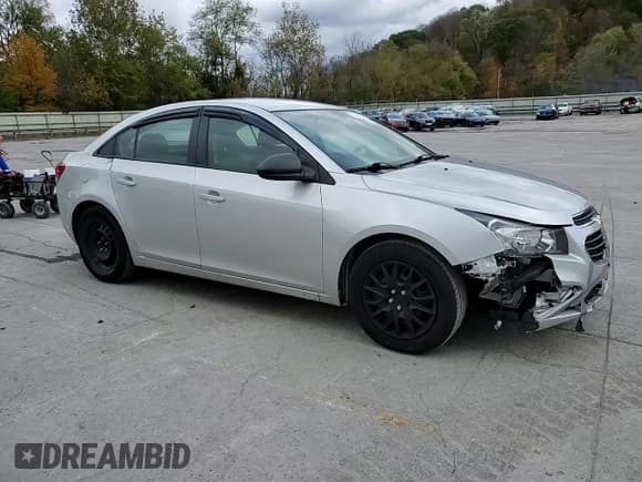 ✅ 2015 Chevrolet Cruze LS • VIN: 1G1PA5SG0F7169429 • Lot: 89809465. Listed on Copart with 114,787 mi. Free auction sales archive from the USA and detailed vehicle history report at DreamBid. Image 13.