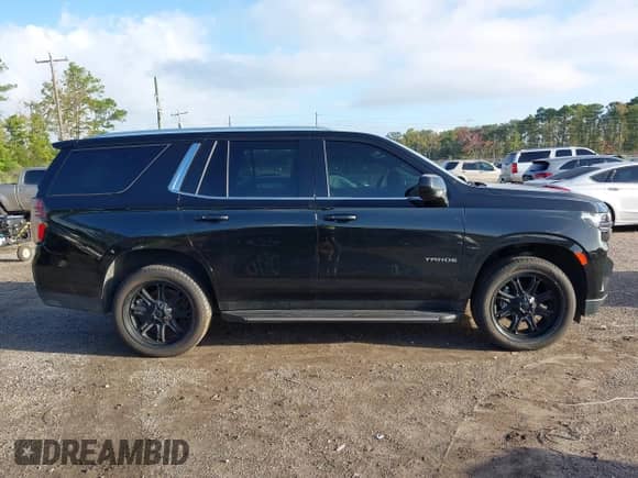 2021 Chevrolet Tahoe LT с VIN 1GNSKNKD4MR363880, выставлен на аукционе IAAI как лот 43382870 с пробегом 105 701 миль миль и . История ставок и продаж доступна на DreamBid. Изображение 13.