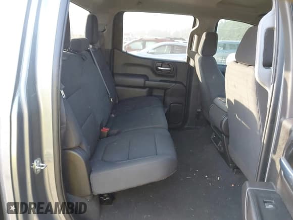 ✅ 2022 Chevrolet Silverado 1500 Custom • VIN: 3GCPYBEK8NG135193 • Lot: 43378576. Listed on IAAI with 65,231 mi. Free auction sales archive from the USA and detailed vehicle history report at DreamBid. Image 8.