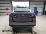 ✅ 2020 Nissan Versa SR • VIN: 3N1CN8FV9LL826808 • Lot: 90425645. Wystawiony na Copart z przebiegiem 147 571 mil. Bezpłatny archiwum sprzedaży aukcyjnych z USA i szczegółowy raport historii pojazdu na DreamBid. Zdjęcie 6.