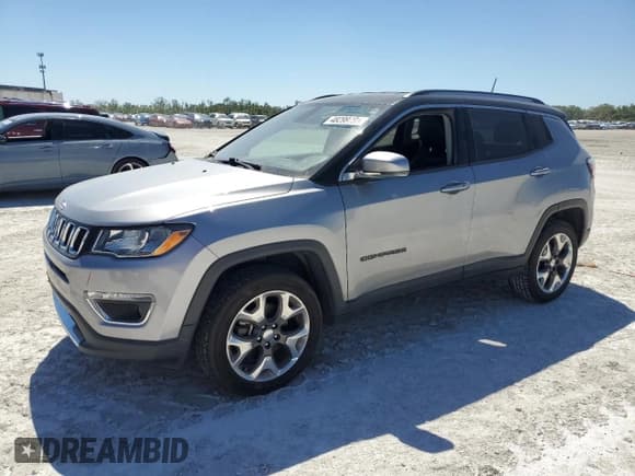 ✅ 2019 Jeep Compass Limited • VIN: 3C4NJDCB9KT747397 • Lot: 48299795. Listed on Copart with 91,187 mi. Free auction sales archive from the USA and detailed vehicle history report at DreamBid. Image 1.