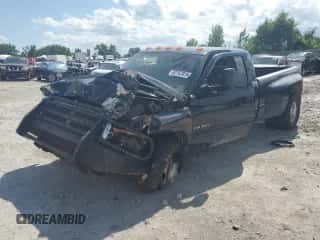 1999 Dodge 3500 z VIN 1B7MC3365XJ584328, wystawiony jako Copart lot #62157015 z przebiegiem 221 754 mil mil oraz Szkoda całkowita • Salvage title. Historia ofert i sprzedaży dostępna na DreamBid. Obrazek 1.