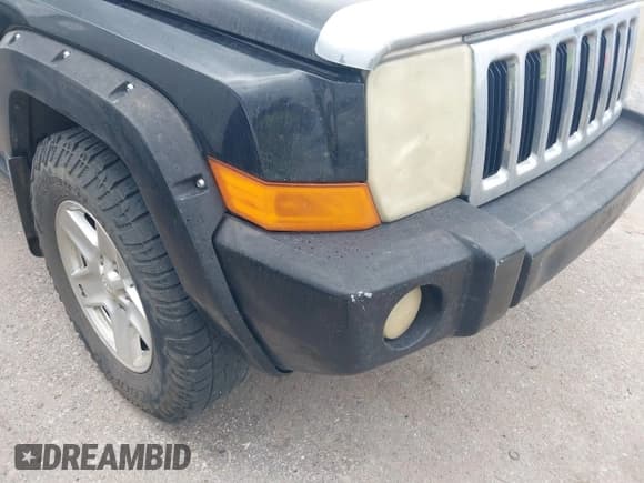 ✅ 2006 Jeep Commander Limited • VIN: 1J8HH58NX6C140288 • Lot: 42804535. Listed on IAAI with 321,143 mi. Free auction sales archive from the USA and detailed vehicle history report at DreamBid. Image 6.