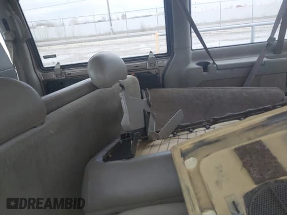 ✅ 2000 GMC Safari • VIN: 1GKEL19W6YB503224 • Lot: 42088551. Listed on IAAI with Not provided. Free auction sales archive from the USA and detailed vehicle history report at DreamBid. Image 11.