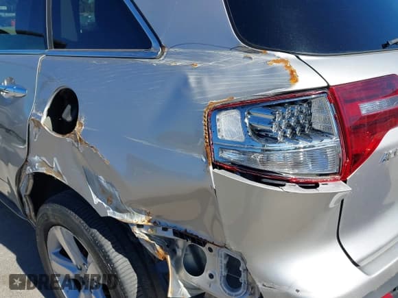 ✅ 2011 Acura MDX • VIN: 2HNYD2H29BH506024 • Lot: 43522842. Wystawiony na IAAI z przebiegiem 153 573 mil. Bezpłatny archiwum sprzedaży aukcyjnych z USA i szczegółowy raport historii pojazdu na DreamBid. Zdjęcie 17.