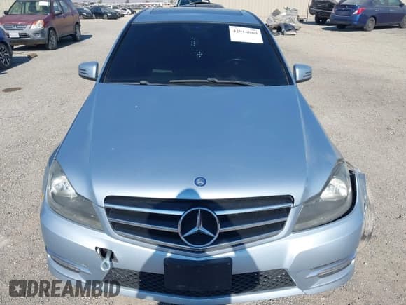 ✅ 2014 Mercedes-Benz C 250 Sport • VIN: WDDGF4HB3EG219159 • Lot: 42916060. Listed on IAAI with 151,432 mi. Free auction sales archive from the USA and detailed vehicle history report at DreamBid. Image 12.