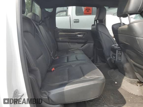 2021 Ram 1500 Rebel z VIN 1C6SRFLT1MN529318, wystawiony jako Copart lot #67312665 z przebiegiem Nie podano mil oraz Szkoda całkowita • Salvage title. Historia ofert i sprzedaży dostępna na DreamBid. Obrazek 10.