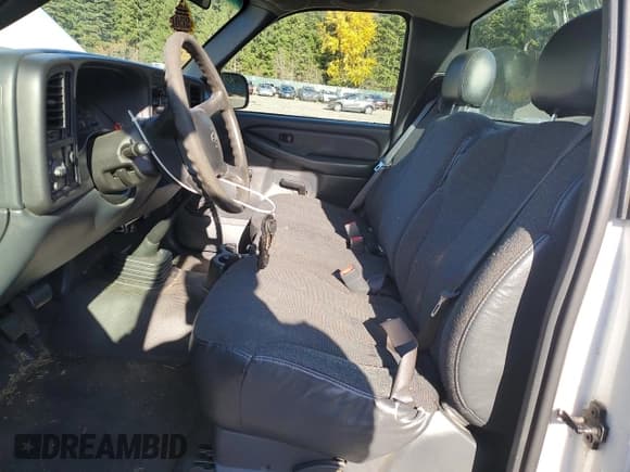 ✅ 2002 Chevrolet Silverado 1500 • VIN: 1GCEC14W72Z331951 • Лот: 90984235. Опубликован ранее на Copart с пробегом 106 097 миль. Бесплатный доступ к архиву аукционных продаж из США и подробный отчёт об истории автомобиля на DreamBid. Изображение 7.