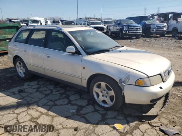 ✅ 1998 Audi A4 • VIN: WAUGD28D0WA175502 • Лот: 48737925. Опубликован ранее на Copart с пробегом 131 715 миль. Бесплатный доступ к архиву аукционных продаж из США и подробный отчёт об истории автомобиля на DreamBid. Изображение 4.