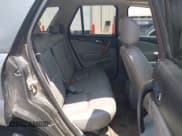 ✅ 2006 Saturn VUE • VIN: 5GZCZ53486S875014 • Lot: 42794128. Wystawiony na IAAI z przebiegiem 282 038 mil. Bezpłatny archiwum sprzedaży aukcyjnych z USA i szczegółowy raport historii pojazdu na DreamBid. Zdjęcie 8.