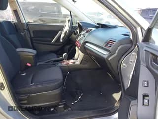 ✅ 2014 Subaru Forester 2.5i • VIN: JF2SJAAC5EH529331 • Lot: 43567017. Listed on IAAI with 60,662 mi. Free auction sales archive from the USA and detailed vehicle history report at DreamBid. Image 5.