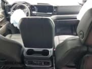 ✅ 2024 Chevrolet Silverado 1500 LTZ • VIN: 2GCUDGED1R1272617 • Лот: 64769255. Опубликован ранее на Copart с пробегом Не указан. Бесплатный доступ к архиву аукционных продаж из США и подробный отчёт об истории автомобиля на DreamBid. Изображение 8.