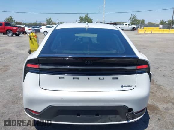 2025 Toyota Prius SE с VIN JTDACACU5S3041872, выставлен на аукционе IAAI как лот 42746943 с пробегом 6 615 миль миль и . История ставок и продаж доступна на DreamBid. Изображение 17.