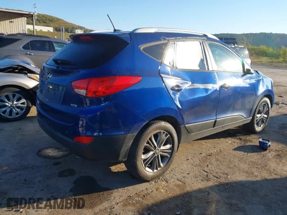 ✅ 2015 Hyundai Tucson Limited • VIN: KM8JUCAGXFU967363 • Lot: 43193382. Wystawiony na IAAI z przebiegiem 123 507 mil. Bezpłatny archiwum sprzedaży aukcyjnych z USA i szczegółowy raport historii pojazdu na DreamBid. Zdjęcie 4.